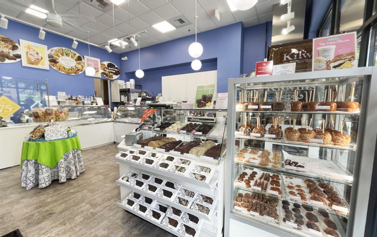 Town Brookhaven Caramels Fudge and Caramel Apples Showcases