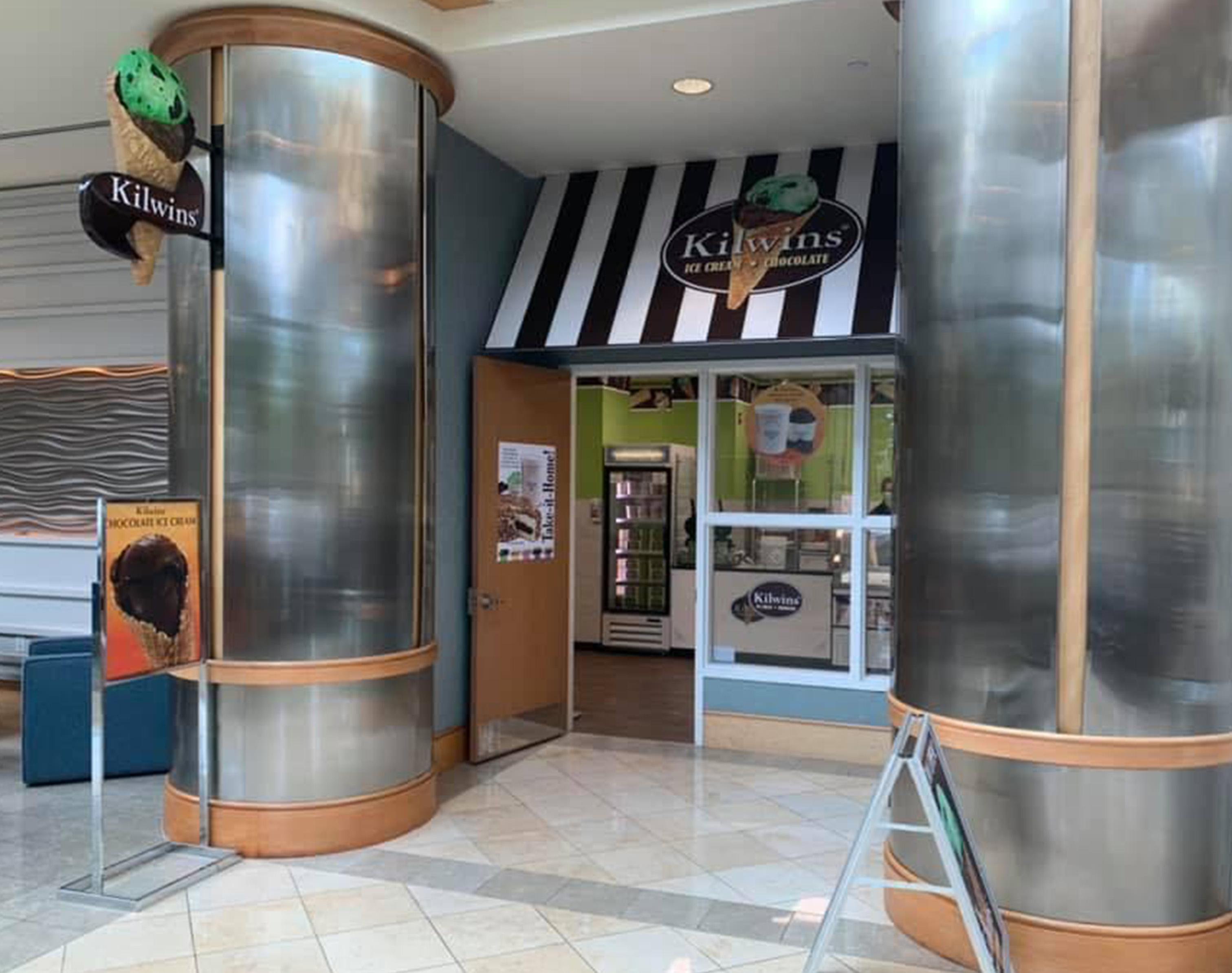 Myrtle Beach Ice Cream & Chocolate Shop Sheraton Hotel Storefront