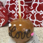 Image of a Valentine's Day Caramel Apple