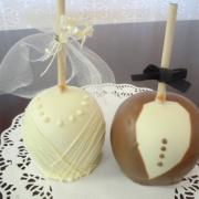 Wedding themed Caramel apples